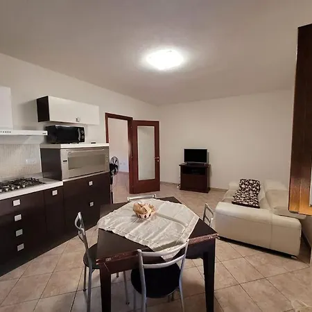 Sorso, 18km Di Spiagge Low-cost